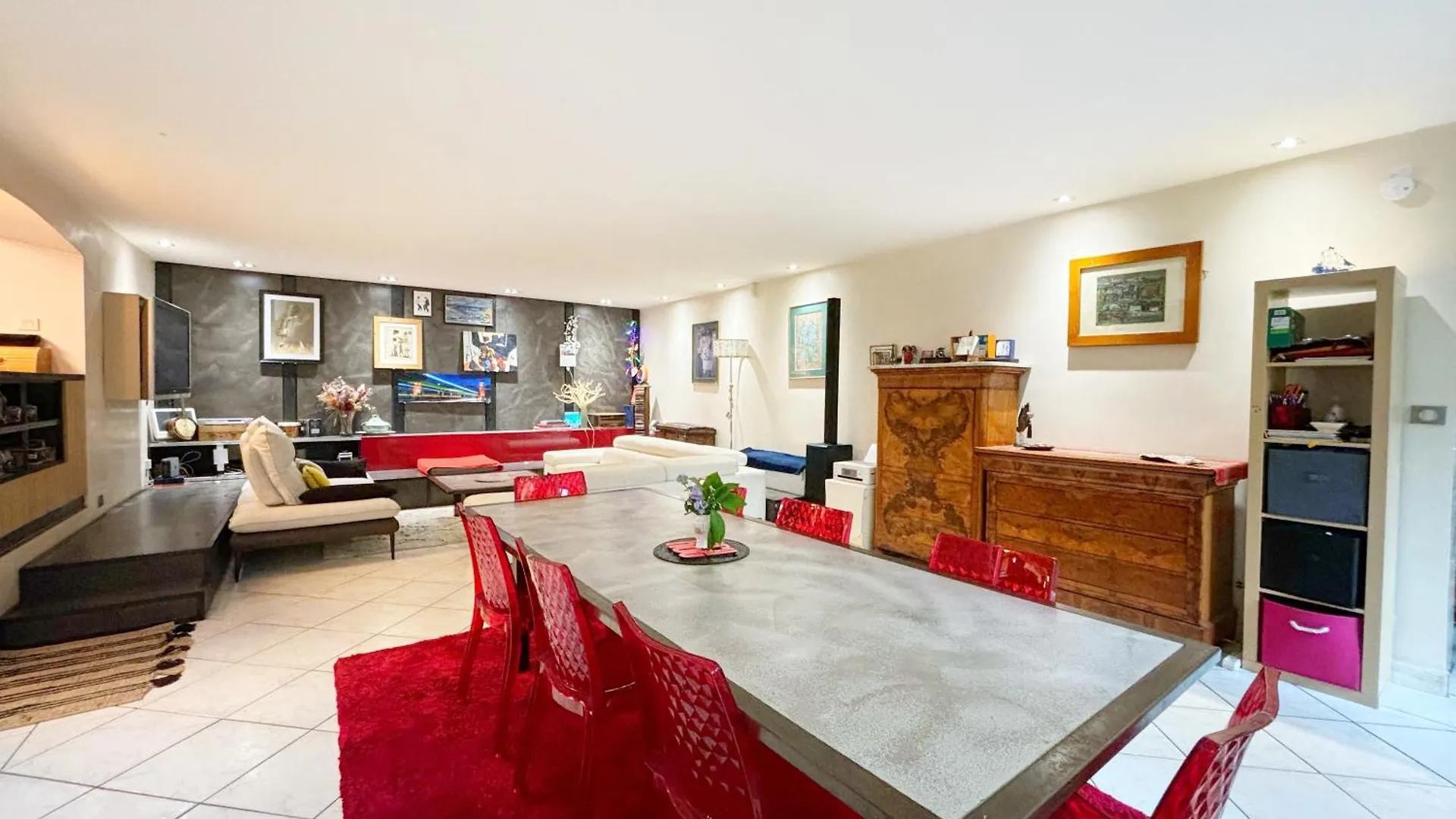 Apartment Grand Appartement Avec Jardin Privatif A Paris