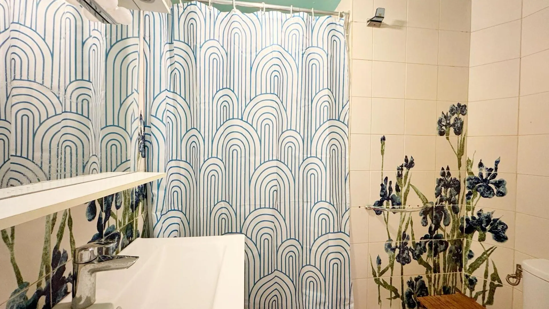 Grand Appartement Avec Jardin Privatif A Paris