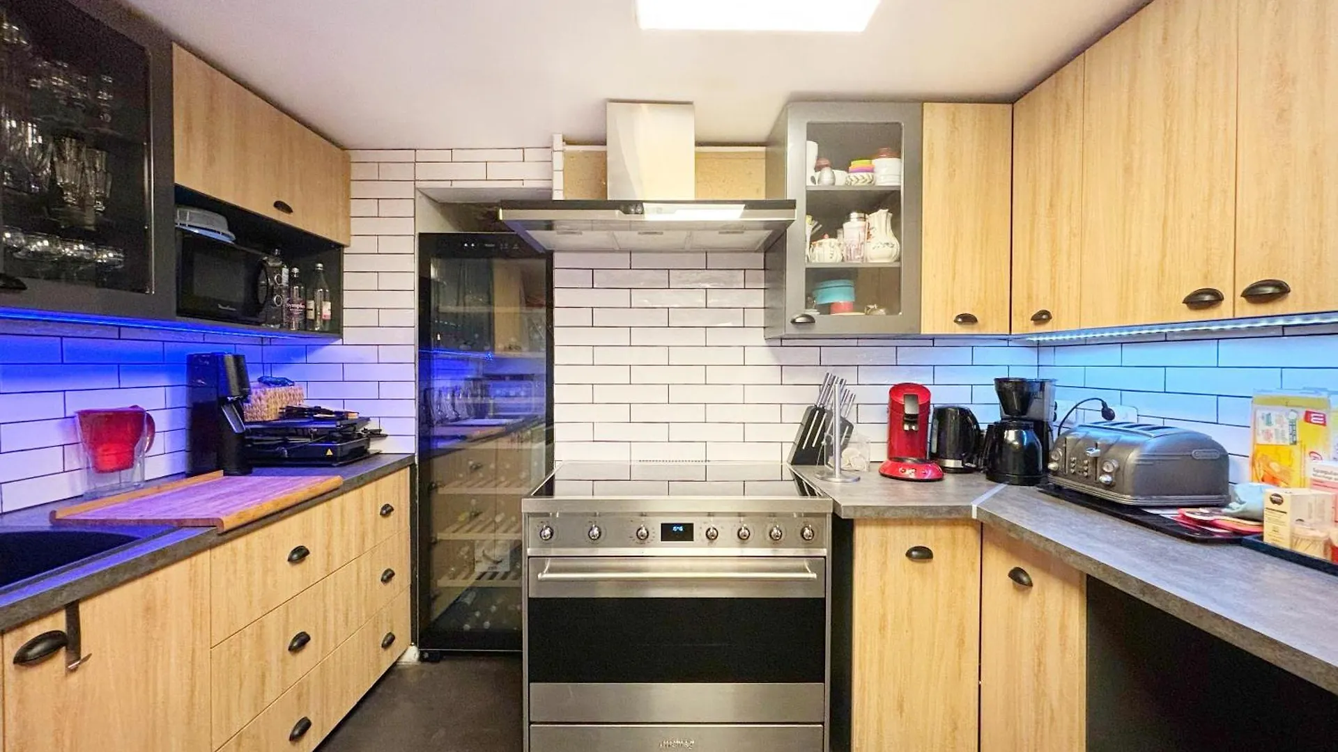 Grand Appartement Avec Jardin Privatif A Paris Apartment