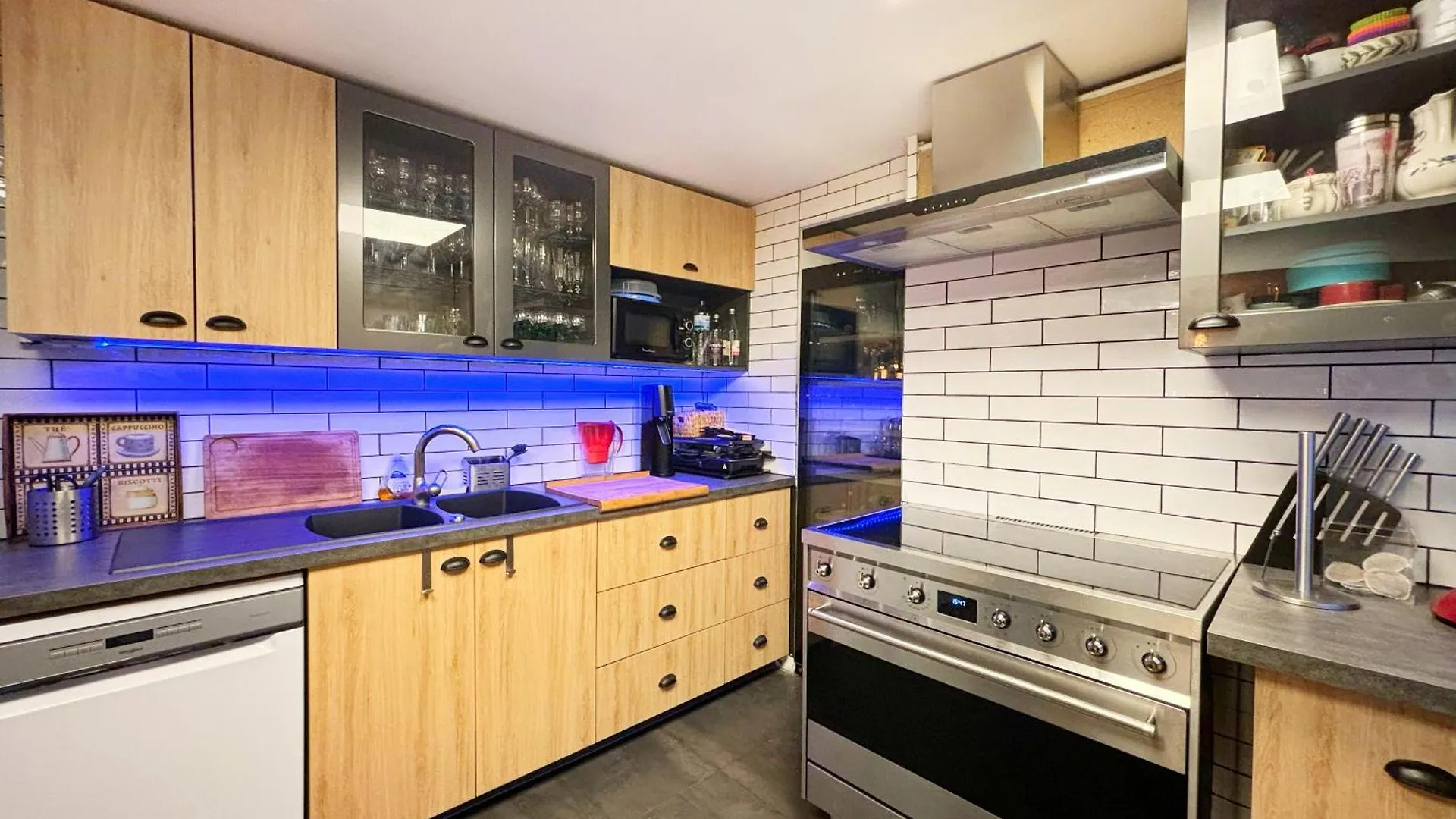 Grand Appartement Avec Jardin Privatif A Paris